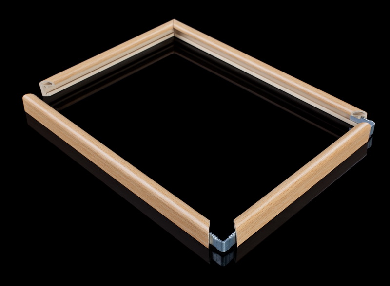 Полюс производителя, пластиковый профиль, алюминиевый профиль